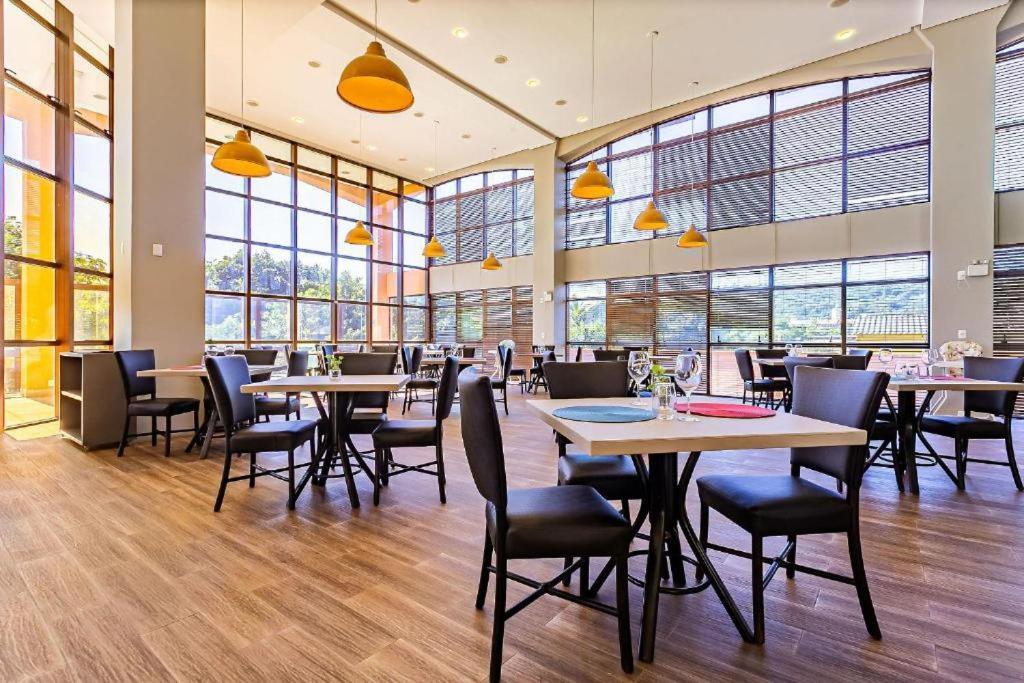 Jurere Beach Village - Suite ฟลอเรียนอโปลิส ภายนอก รูปภาพ